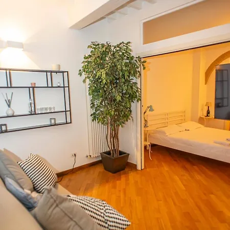 شقة Fuoriporta Affitti Brevi - Cecilia 11 *