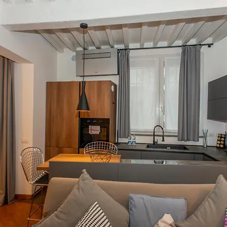 Fuoriporta Affitti Brevi - Cecilia 11 Daire *